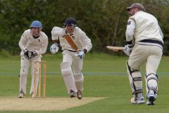 Dan-Savin-and-Dan-Murphy-run-between-the-wickets