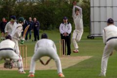 Dan-Seager-bowling-3