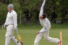 Dan-Seager-powers-through