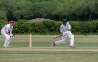 Haris-Naeem-batting